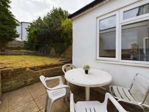 Photo 25- click for photo gallery